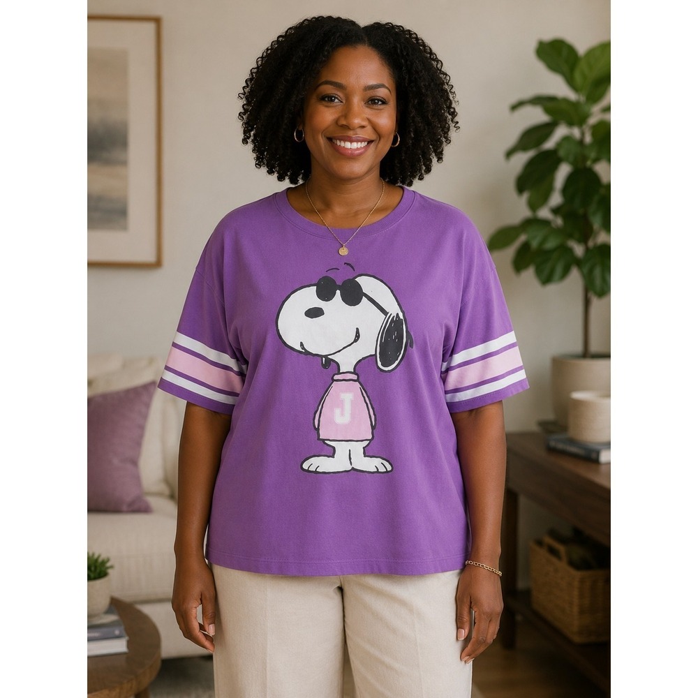 Peanuts Snoopy Graphic Tee Women 2X Purple Pink Varsity Shirt Cartoon Nostalgia